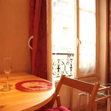 Saint Michel Notre Dame Apartment